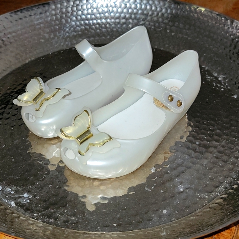 Mini Melissa toddler girls shoes, size 10, pearl white